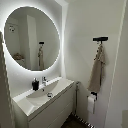 Upea Design-asunto Huippusijainnilla Daire Tampere